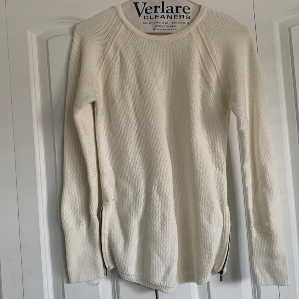 Off white cotton Athleta sweater